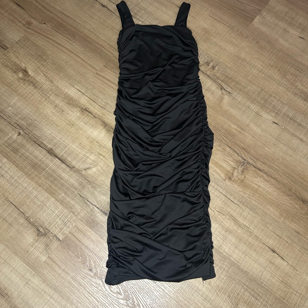 Elegant Black Ruched Dress